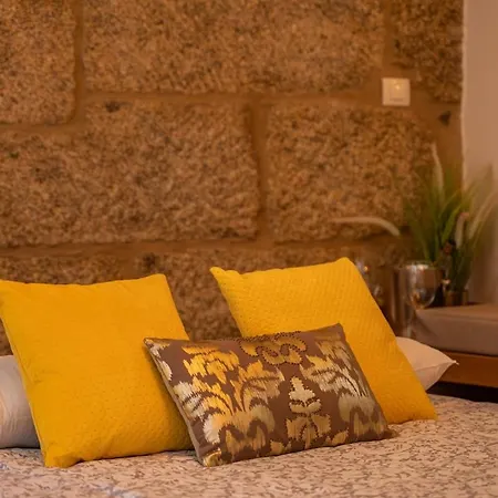 A-estudio Centrico Junto A Ccvialia Y Ave Parking Gratis Apartment Vigo