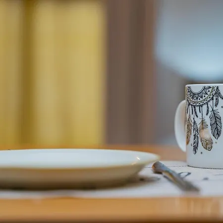 Céntrico Junto A Estación- Ccvialia Parking Gratis A Apartamento